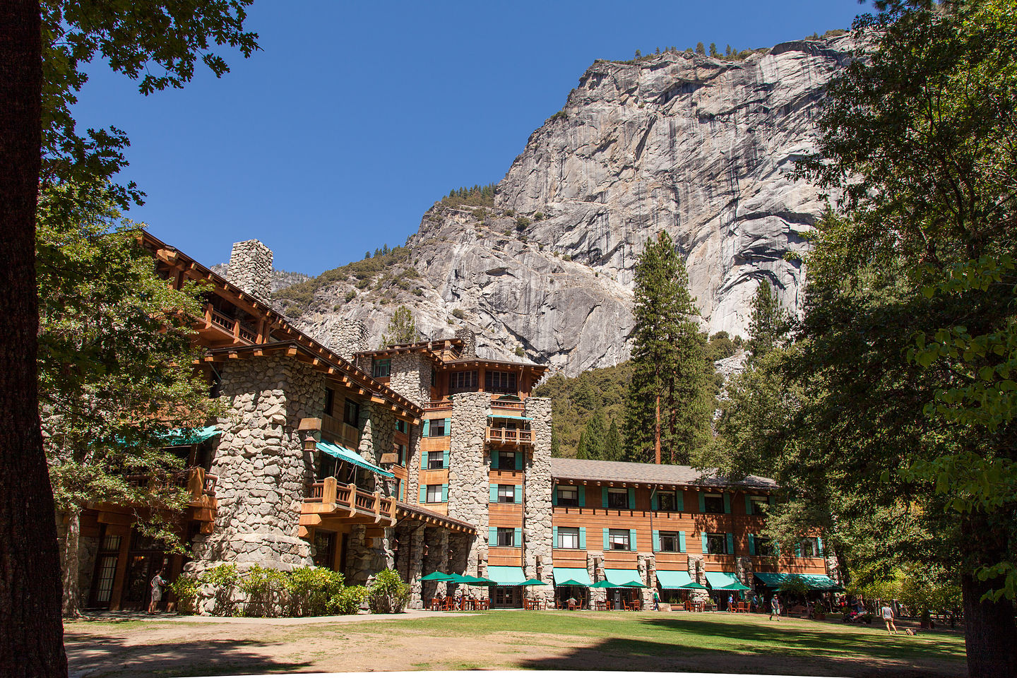 Ahwahnee Hotel