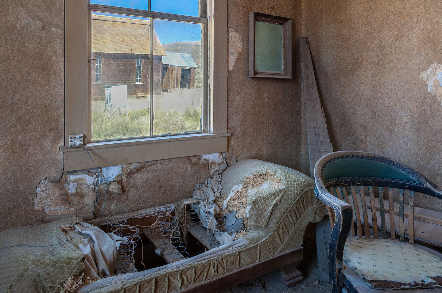 Bodie Interior Couch with Window View