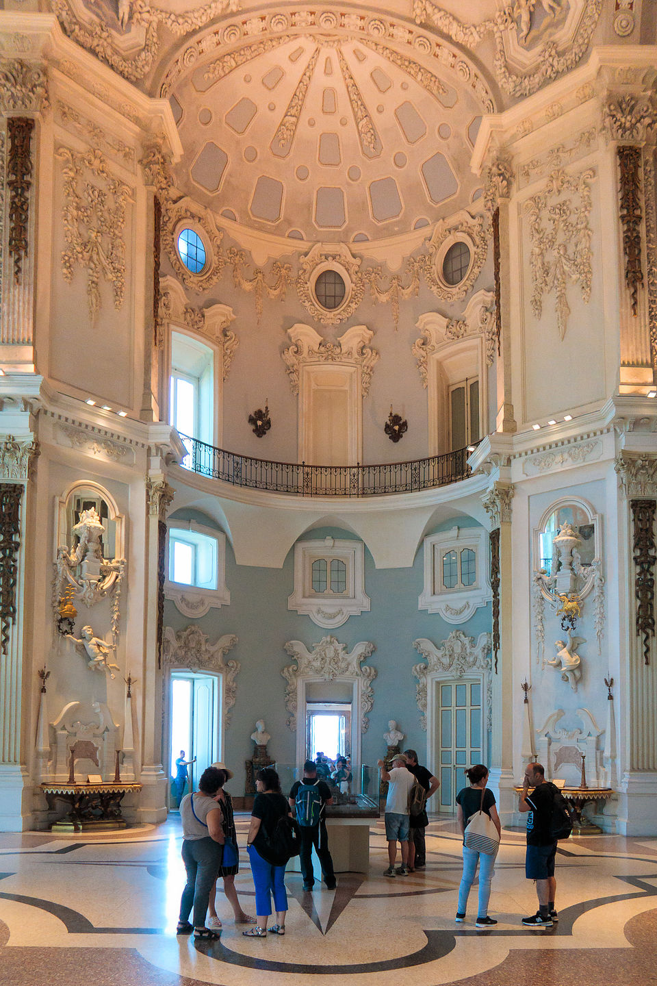 Isola Bella - Inside the Palace Isola Bella - Inside the Palace