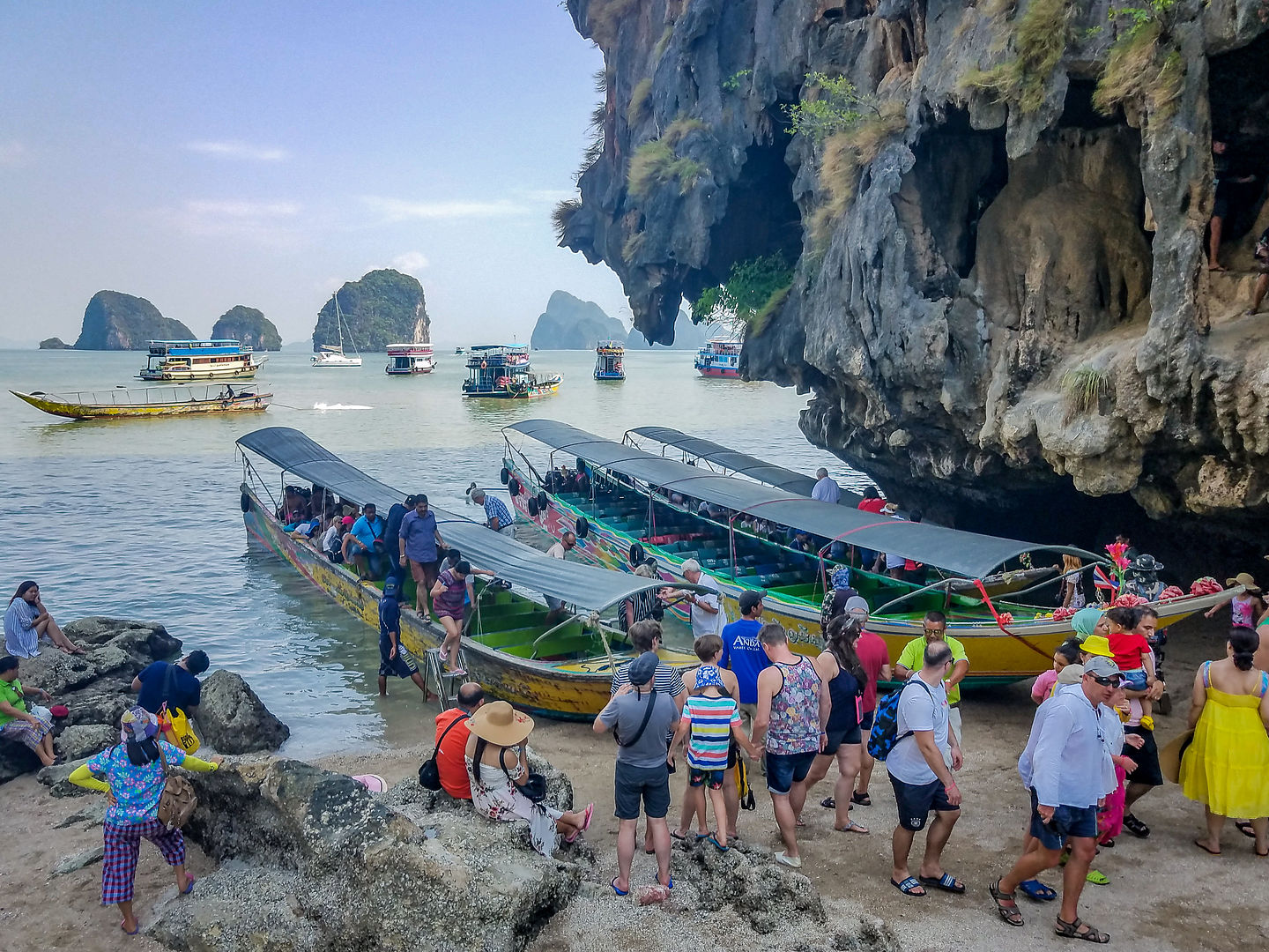 Long-tail boats to get on James Bond Island