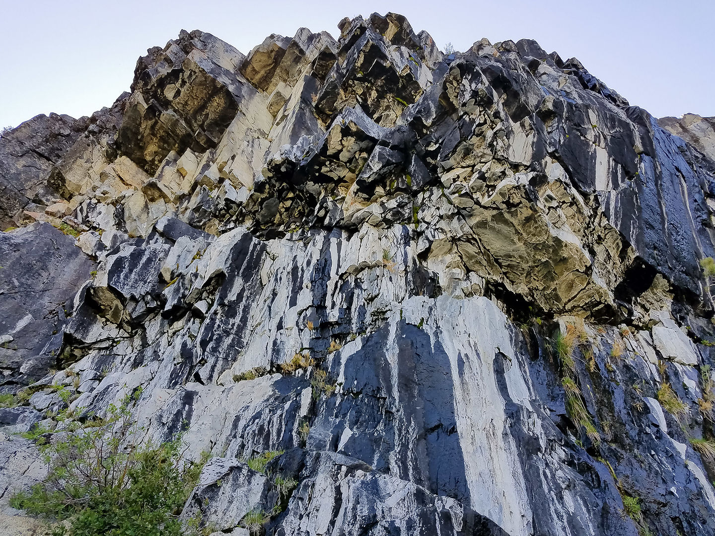 Mayhem Cove climbing crag