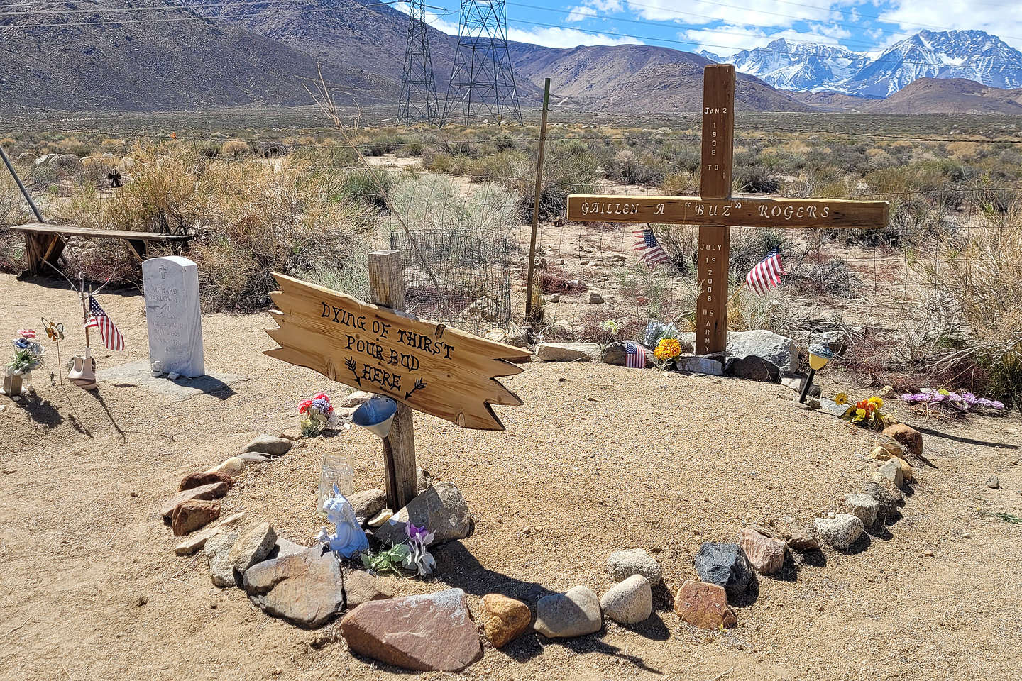 One of the more interesting graves at the Paiute Cemetery