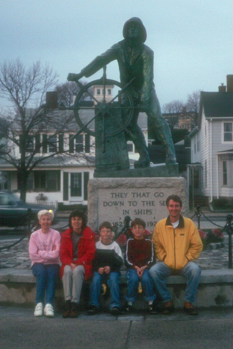 Omi and family at Fishermen's Memorial Omi and family at Fishermen's Memorial