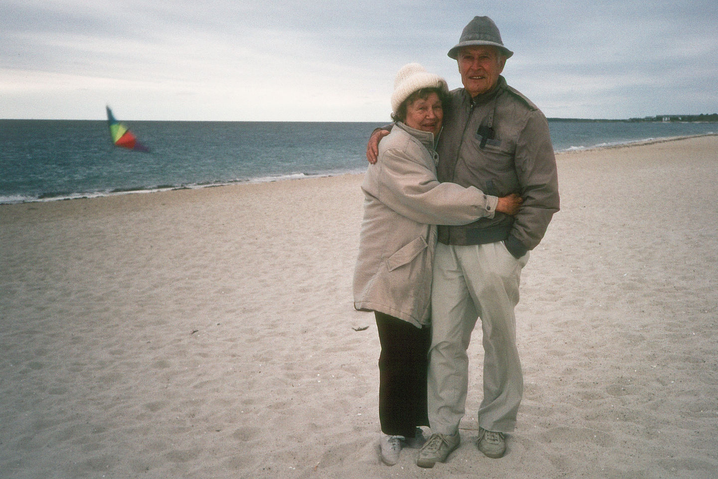 Lolo's parents - aka "Aggy & Papa" Lolo's parents - aka "Aggy & Papa"