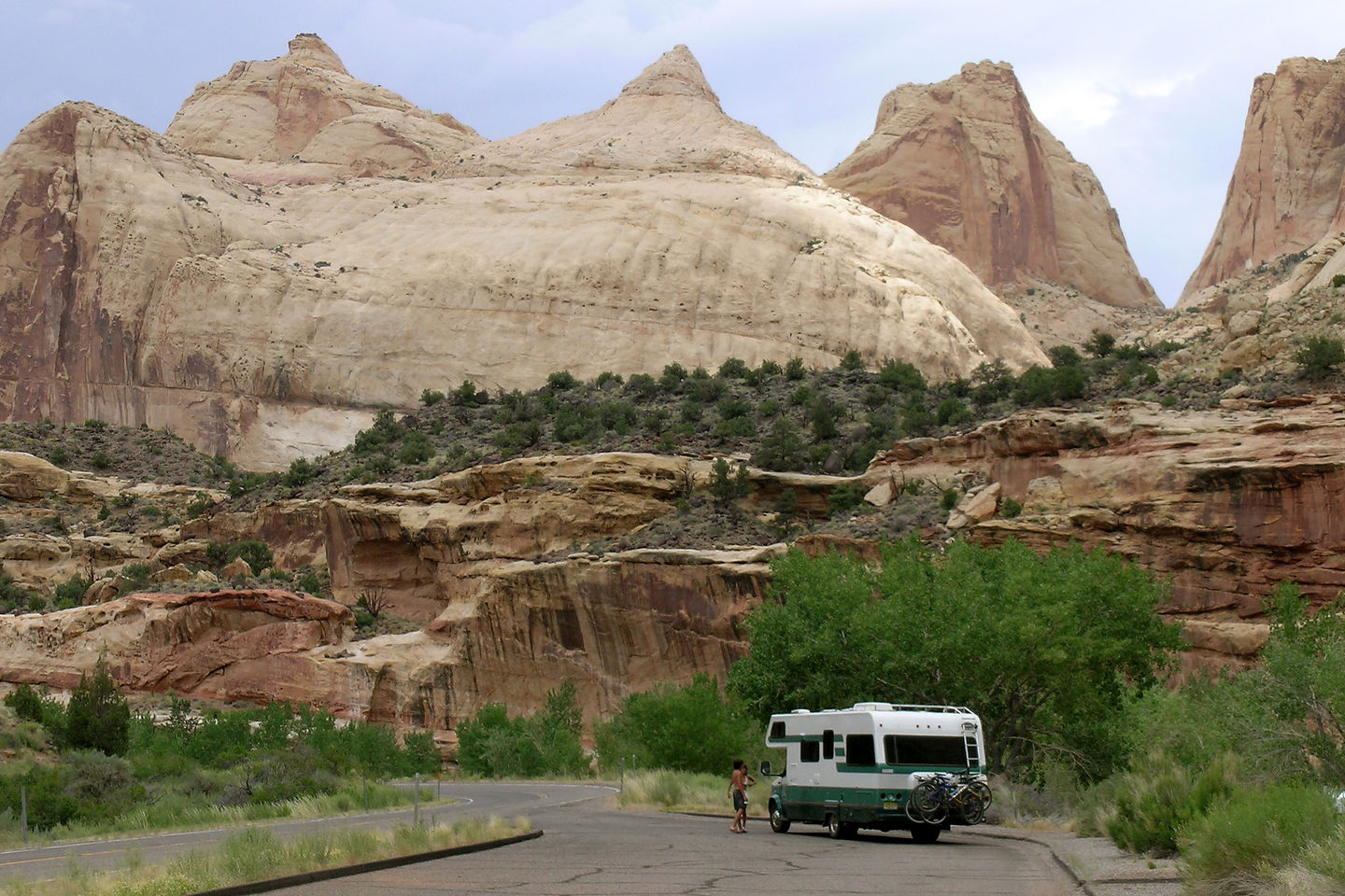 Lazy Daze on road through Capitol Reef Lazy Daze on road through Capitol Reef