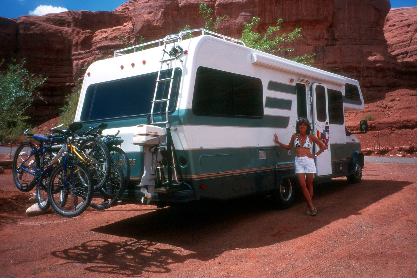 Lolo and the RV at Goulding's Campground