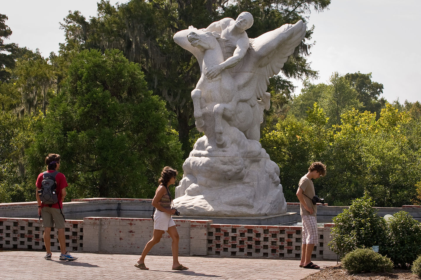 Lolo & Boys photographing Brookgreen Gardens Lolo & Boys photographing Brookgreen Gardens