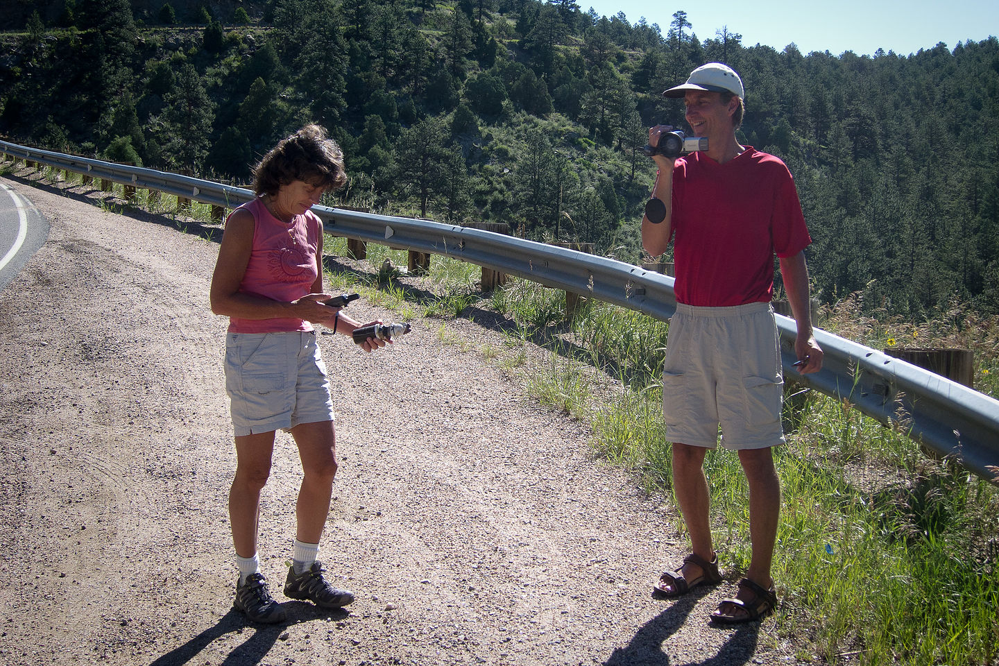 Lolo finding Gnome geocache - TJG Lolo finding Gnome geocache - TJG