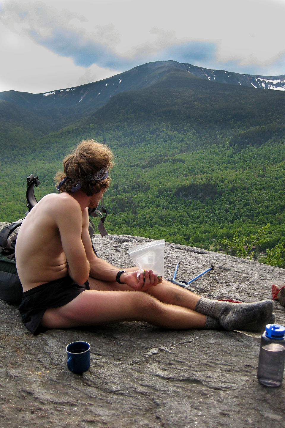 Snacking on Square Ledge