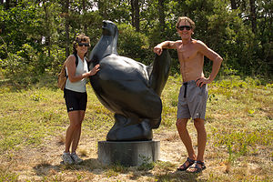 Lolo and Herb with Booming Ben Sculpture