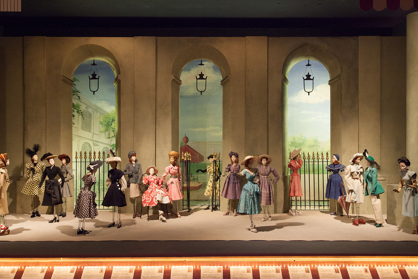 Miniature French Fashion Mannequins Miniature French Fashion Mannequins