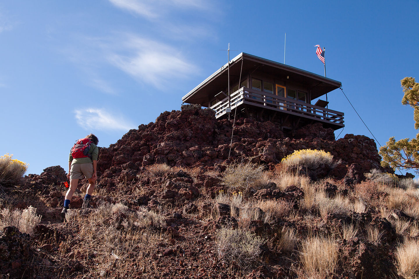 Hiking to Schonchin Butte Lookout