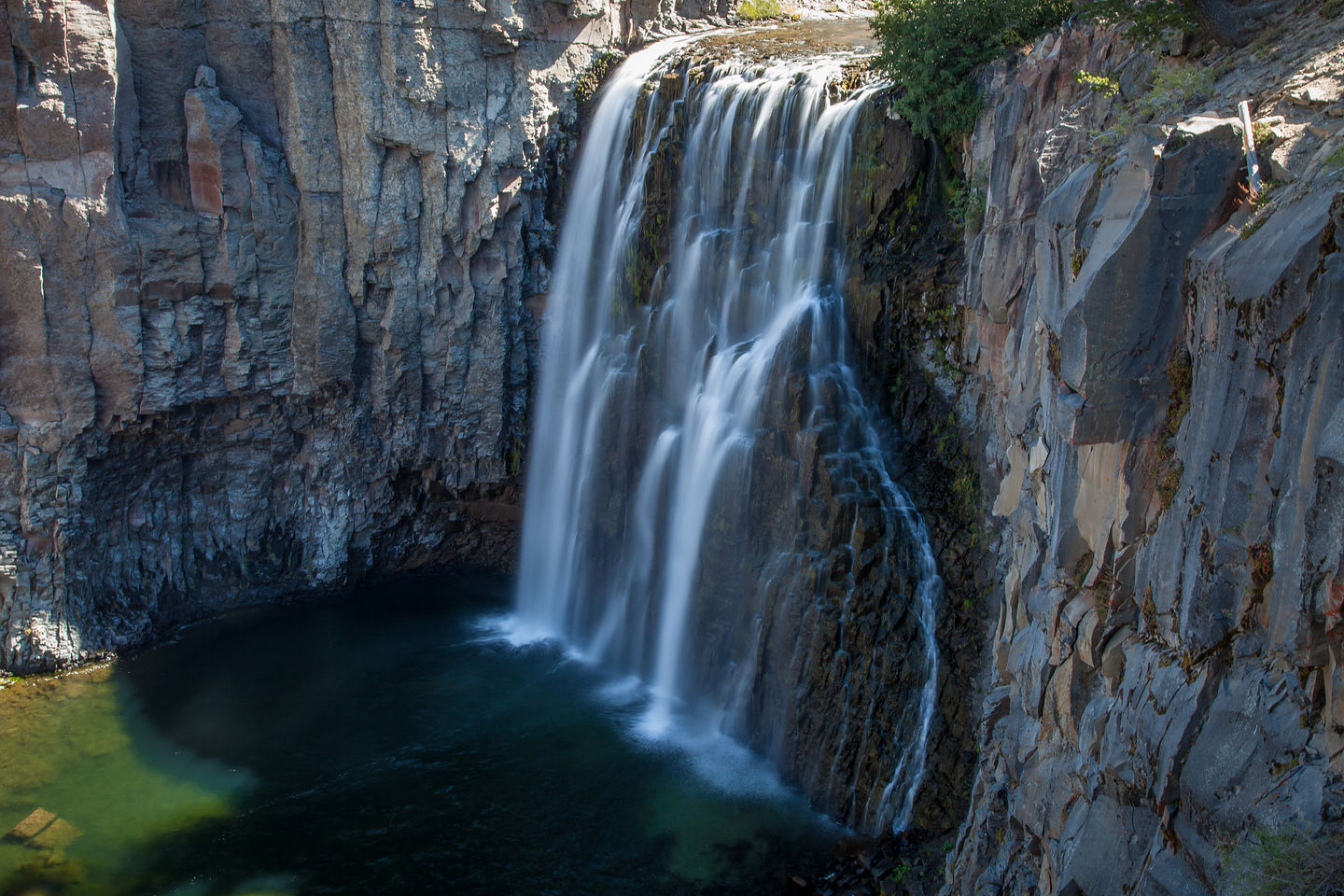 Rainbowless Falls at Devils Postpile National Monument Rainbowless Falls at Devils Postpile National Monument