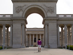 Entrance to Legion of Honor Museum