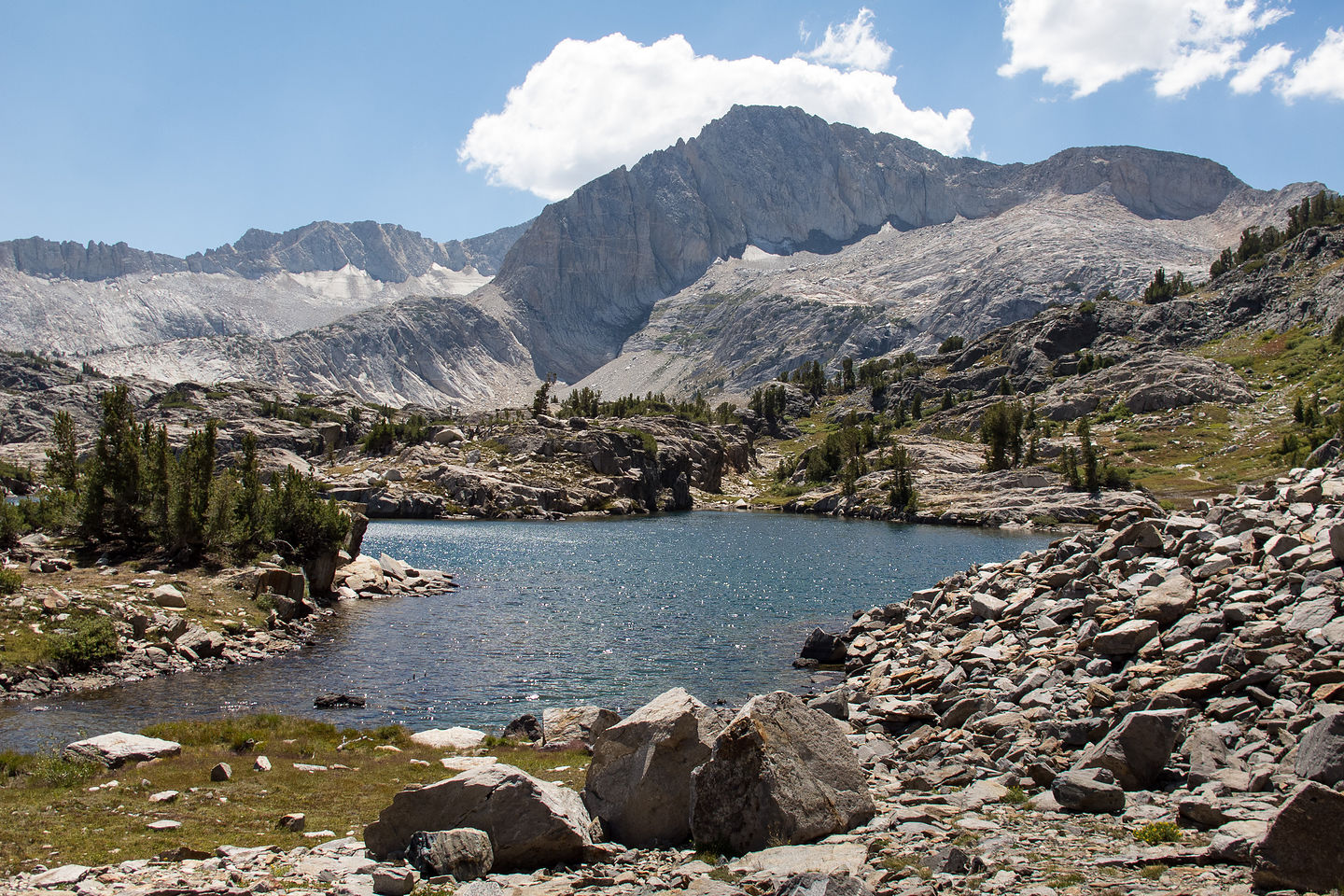 Halfway on 20 Lakes Basin Trail Halfway on 20 Lakes Basin Trail