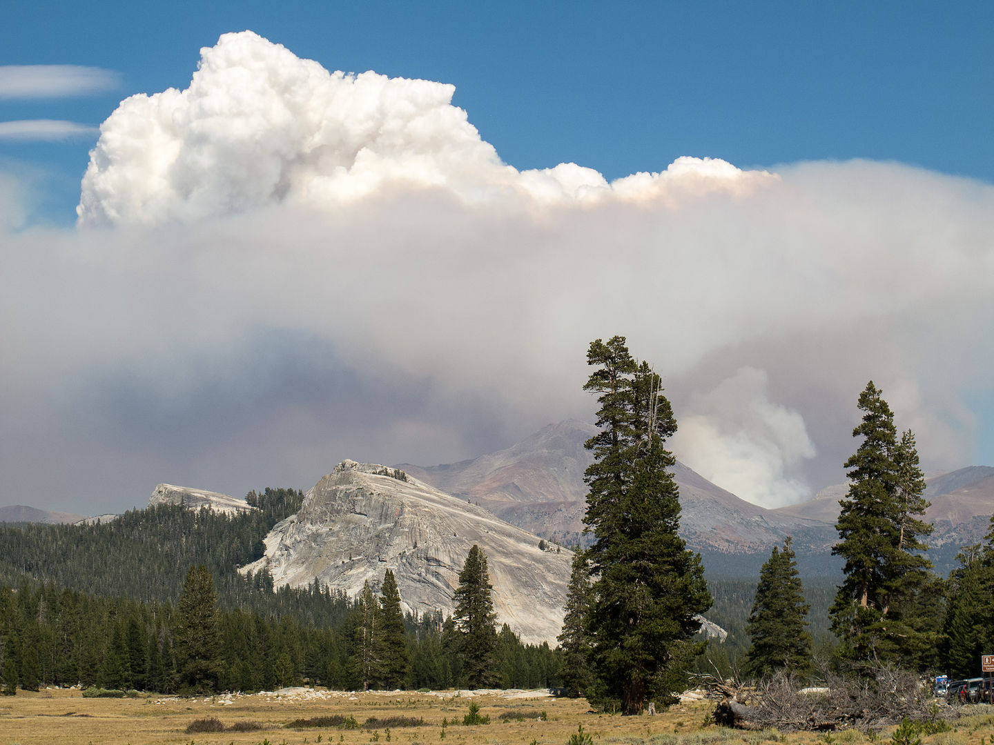 Yosemite Fire Clouds from Tuolomne Meadows Yosemite Fire Clouds from Tuolomne Meadows