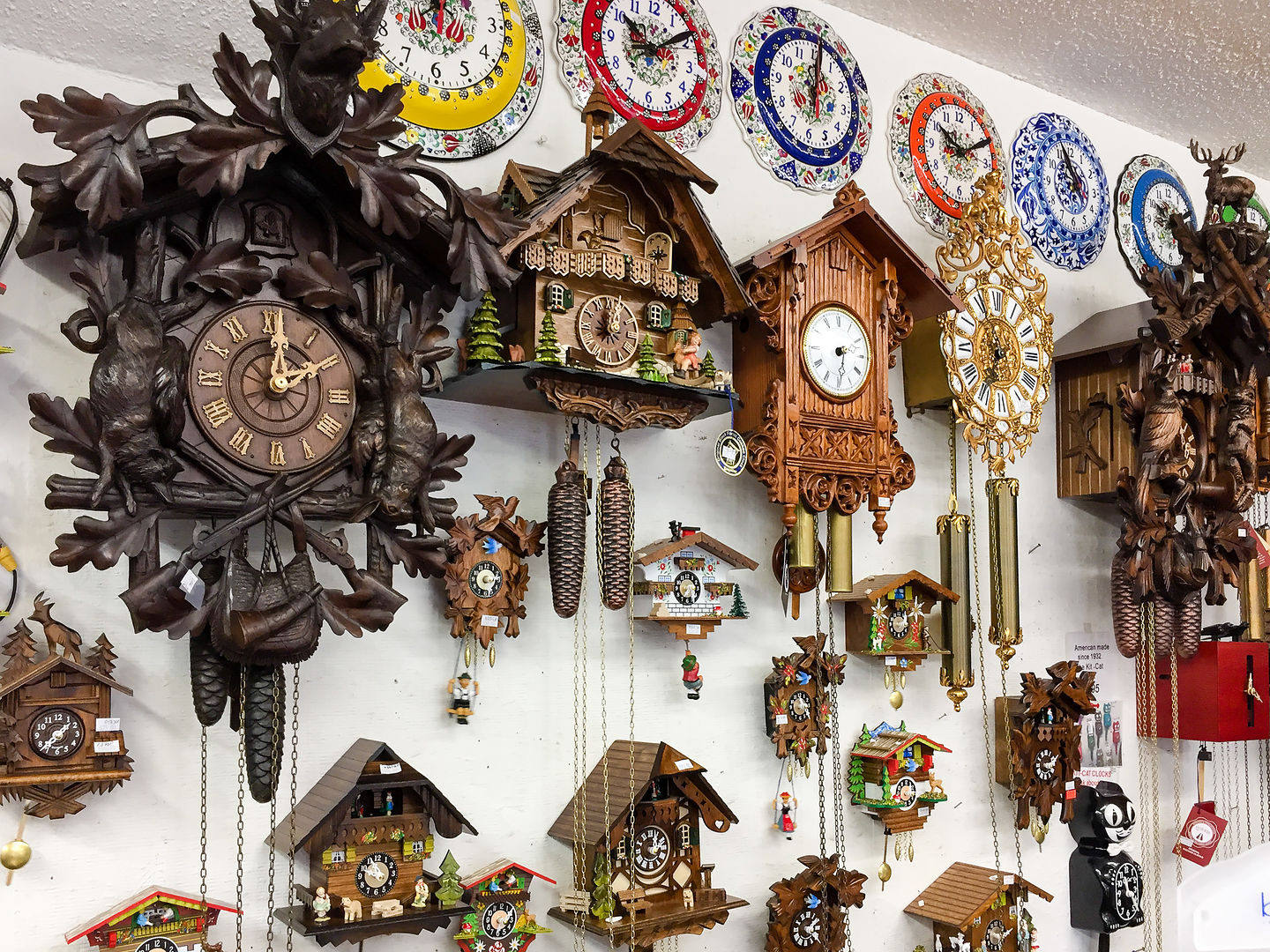Solvang Cuckoo Clocks Solvang Cuckoo Clocks
