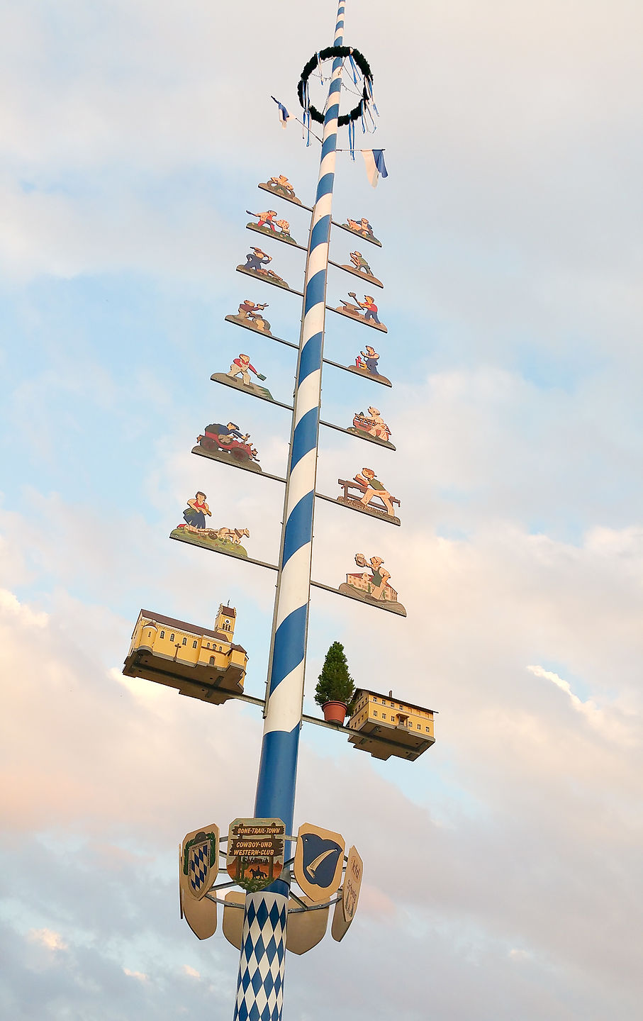 Maypole Maypole