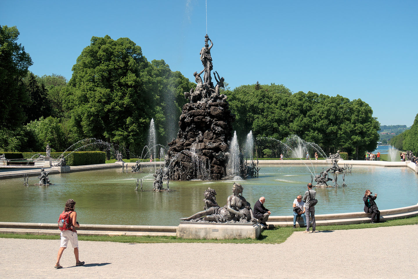 Fountains at Schloss Herrenchiemsee Fountains at Schloss Herrenchiemsee