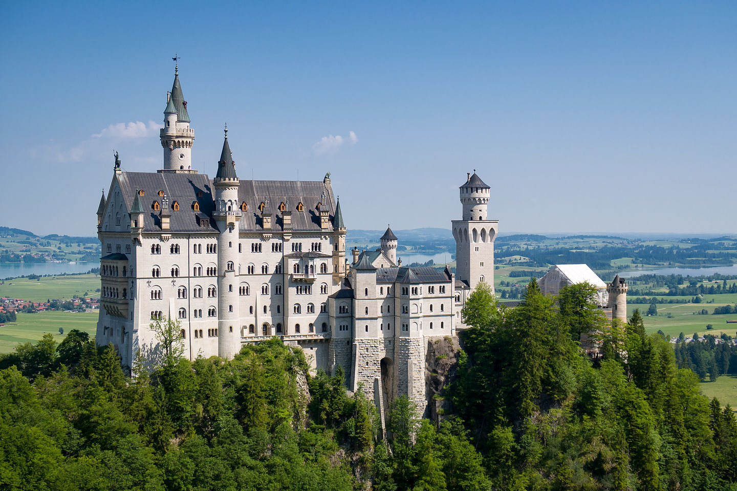 Schloss Neuschwanstein from the Marienbrucke Schloss Neuschwanstein from the Marienbrucke