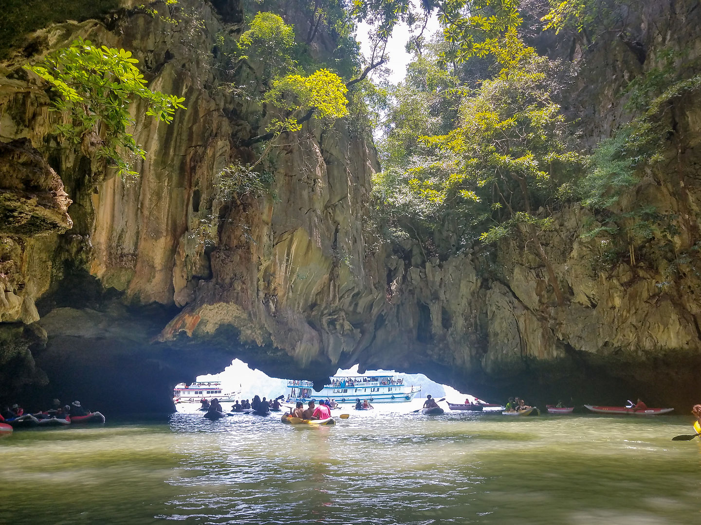 Sea caves Sea caves