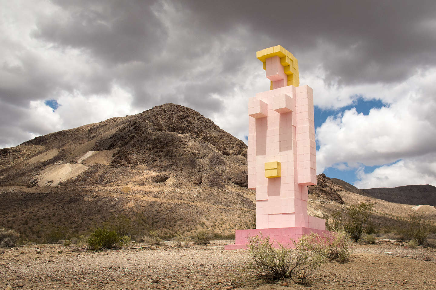 Lady Desert: The Venus of Nevada Lady Desert: The Venus of Nevada