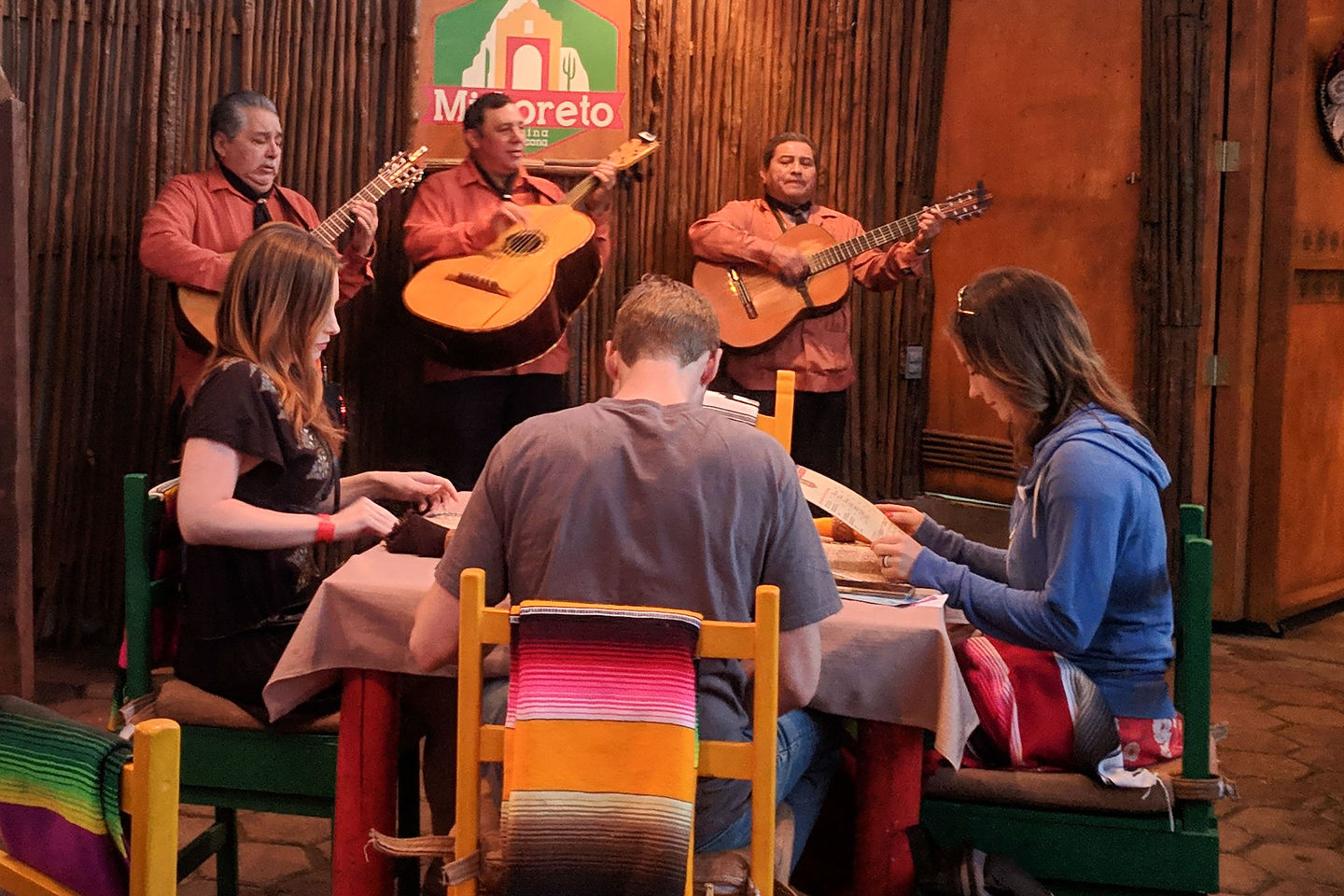 Entertainment at Mi Loreto Restaurant Entertainment at Mi Loreto Restaurant