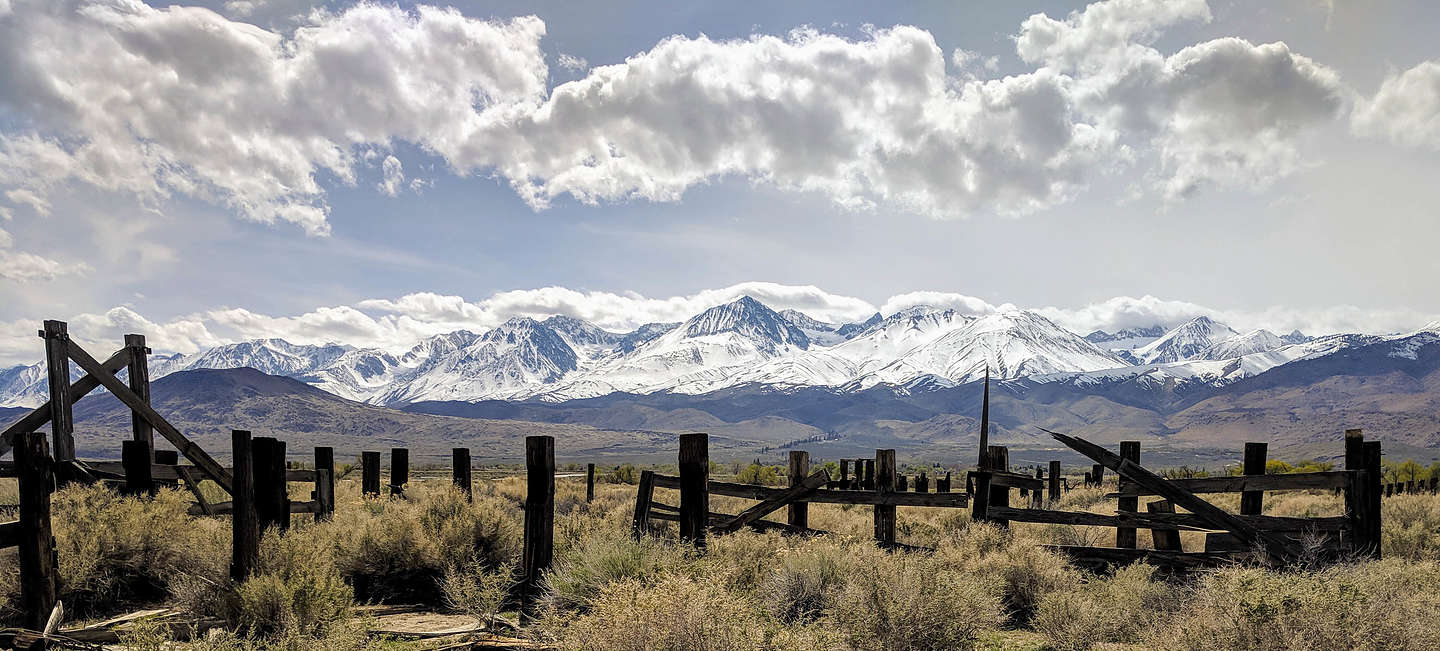 Along 395 to Bishop Along 395 to Bishop