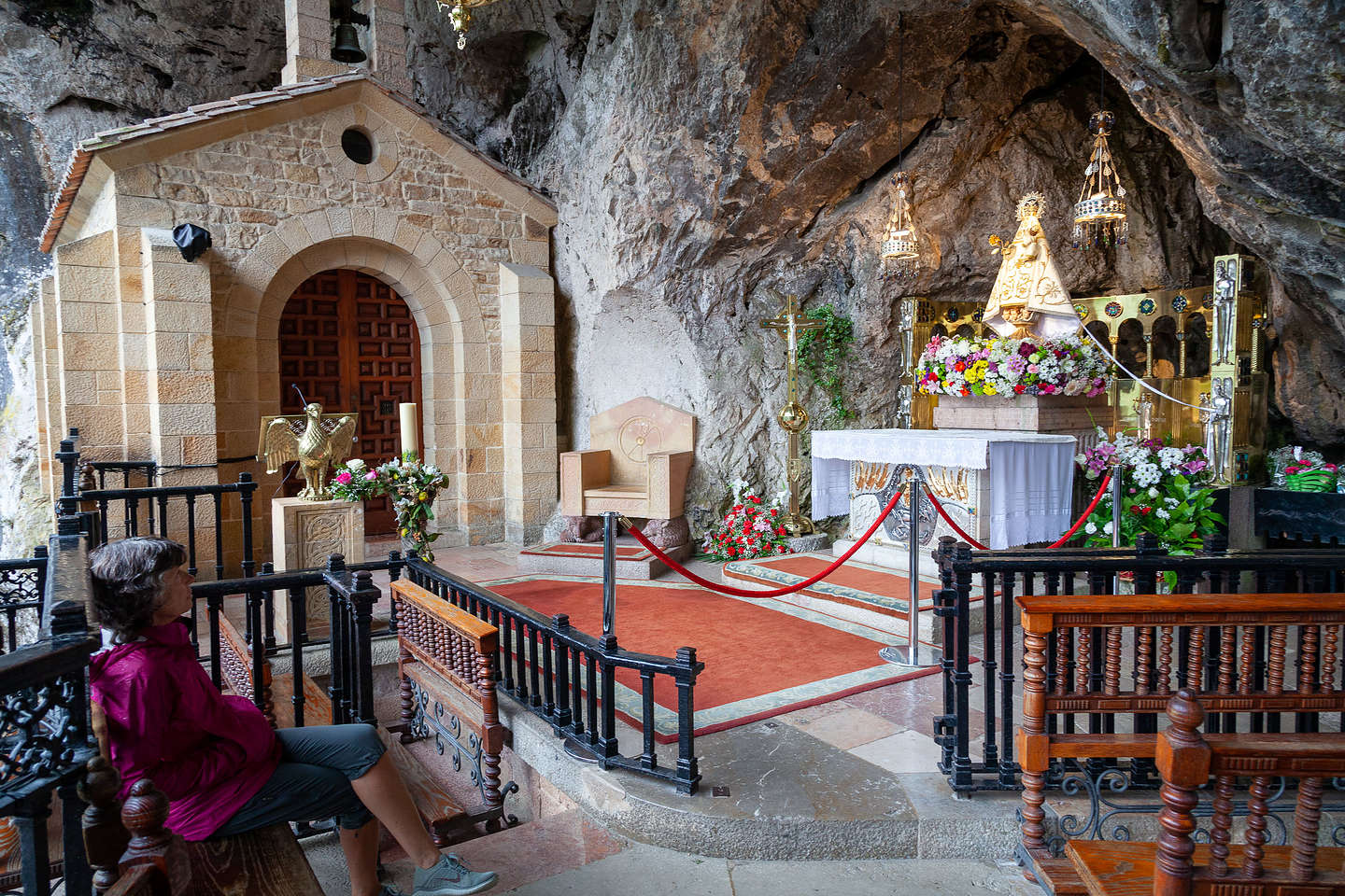 Altar in the Santa Cueva