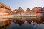 One last cruise into Reflection Canyon