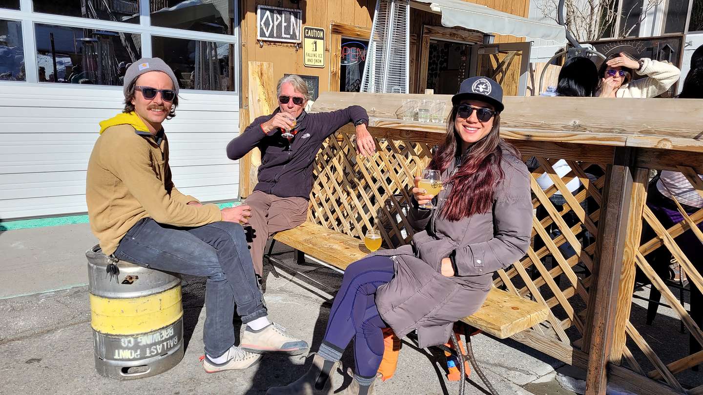 Apres ski at June Lake Brewery Apres ski at June Lake Brewery