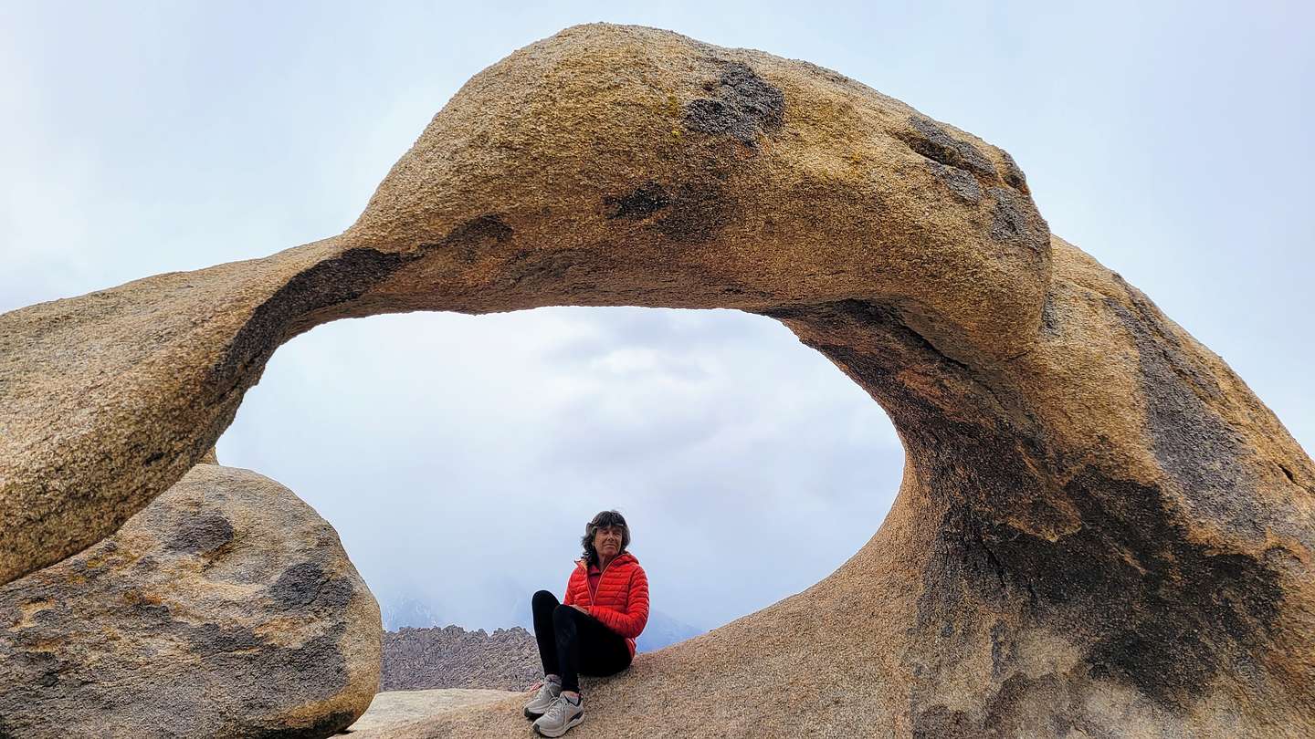 Lolo in Mobius Arch Lolo in Mobius Arch