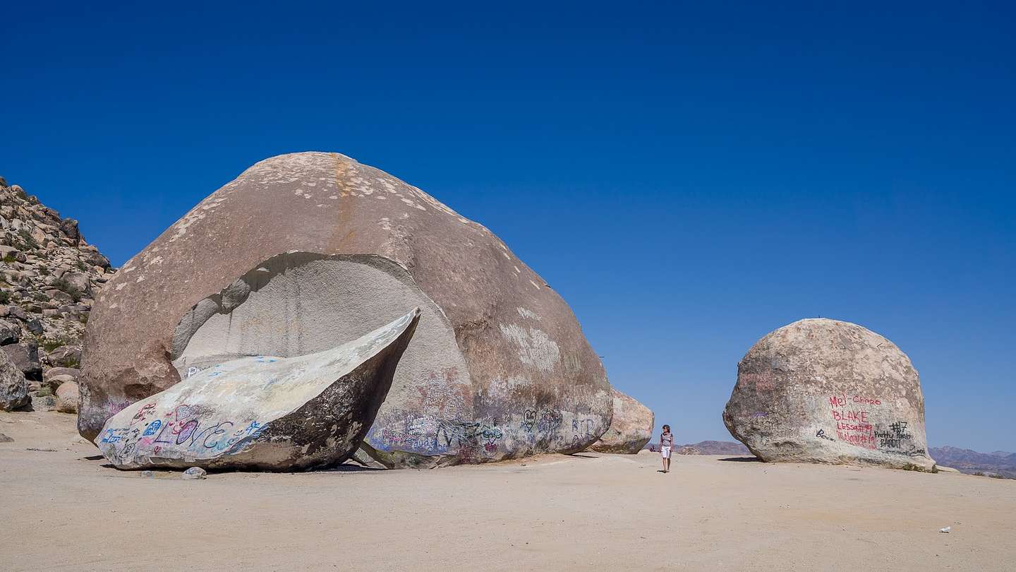 Giant Rock Giant Rock