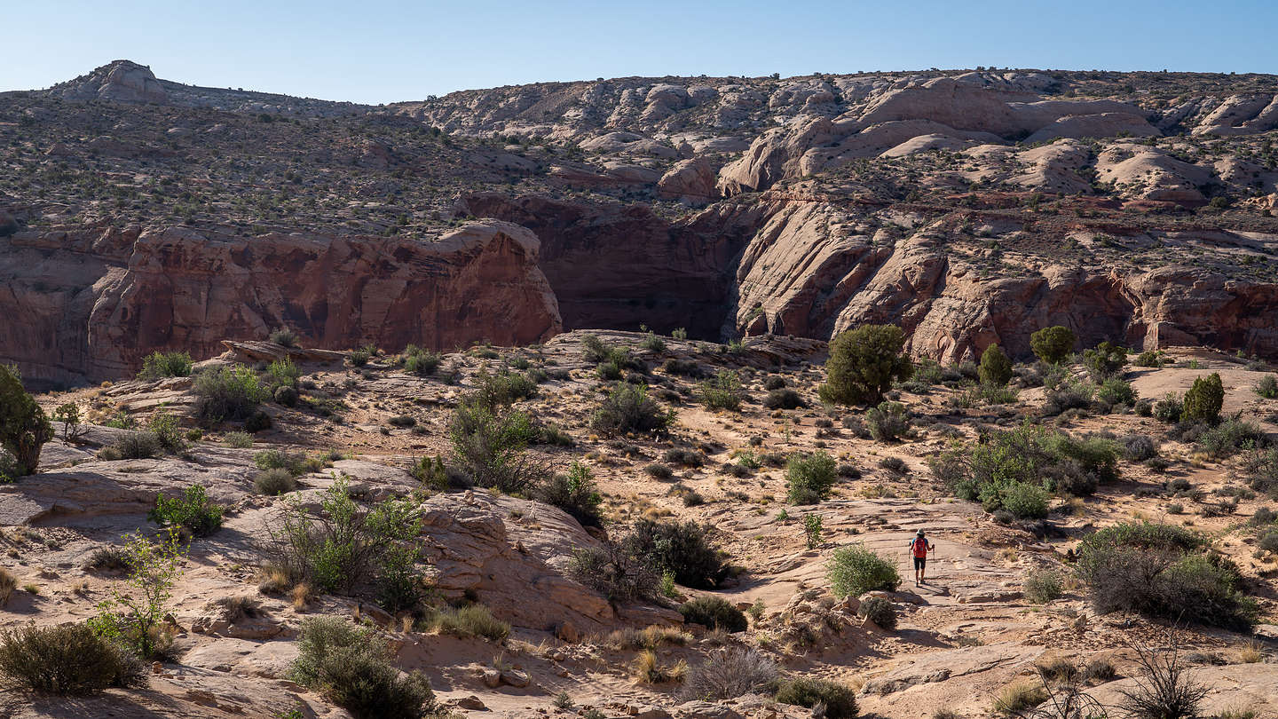 Hike down into Horseshoe Canyon to the Grand Gallery Hike down into Horseshoe Canyon to the Grand Gallery