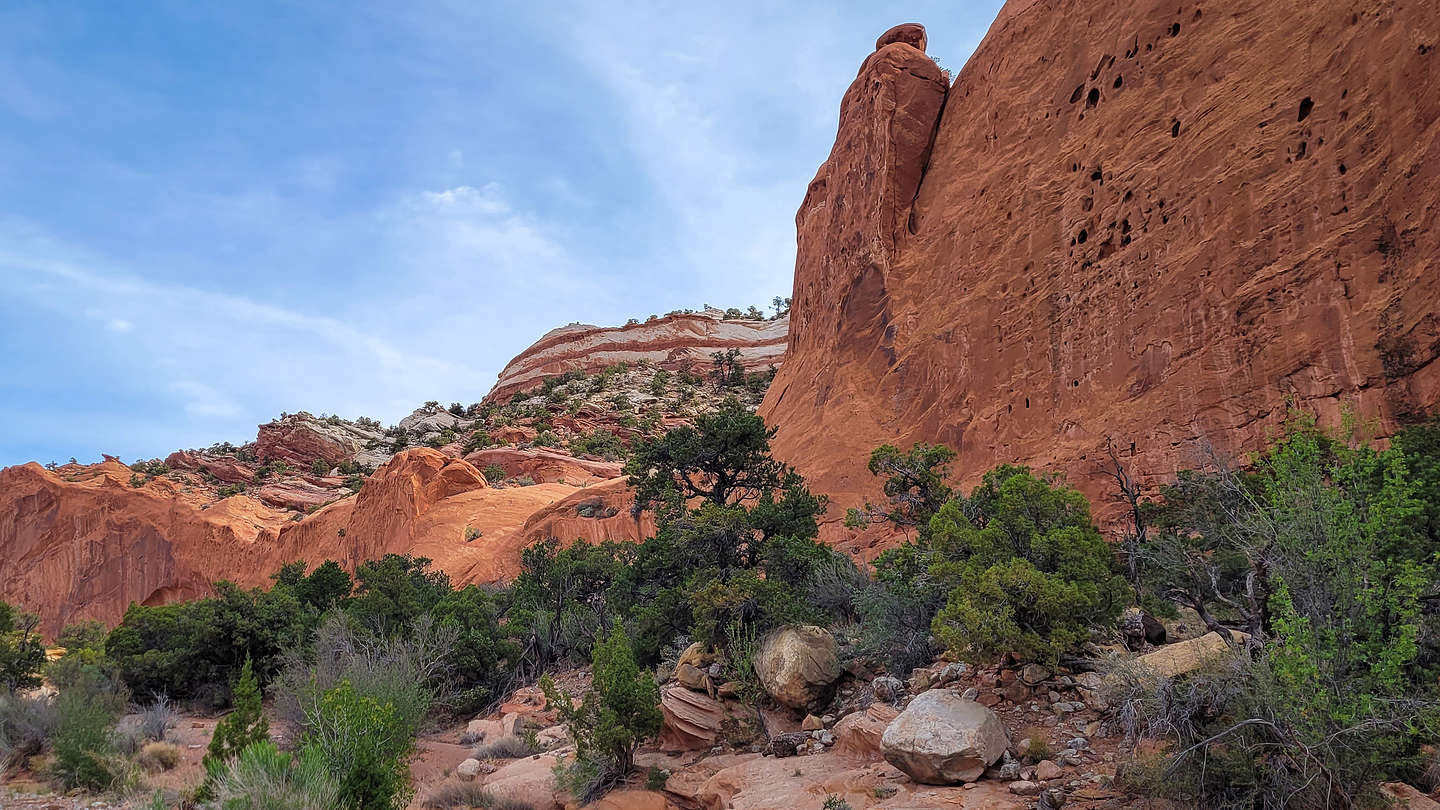 Start of the Upper Muley Twist hike