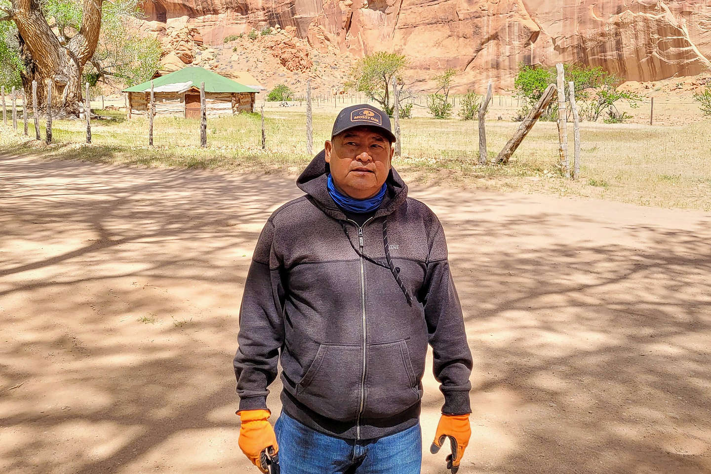Harold, our Navajo guide Harold, our Navajo guide