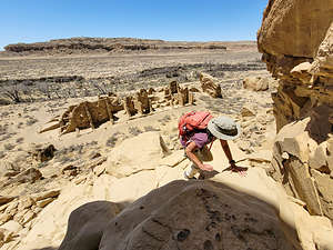 Starting up the Pueblo Alto trail