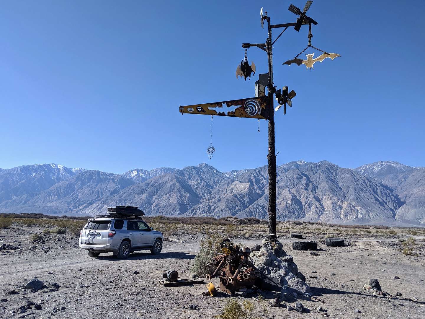 Saline Valley "bat pole" Saline Valley "bat pole"