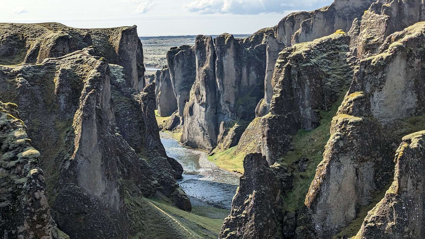 Fjaðrárgljúfur Canyon Fjaðrárgljúfur Canyon