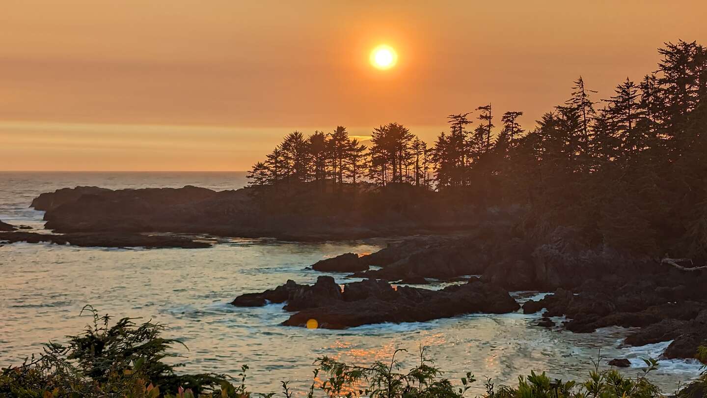 Sunset along the Lighthouse Loop