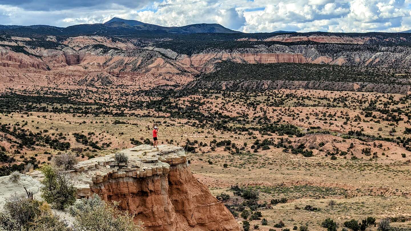 Upper Cathedral Valley Lookout