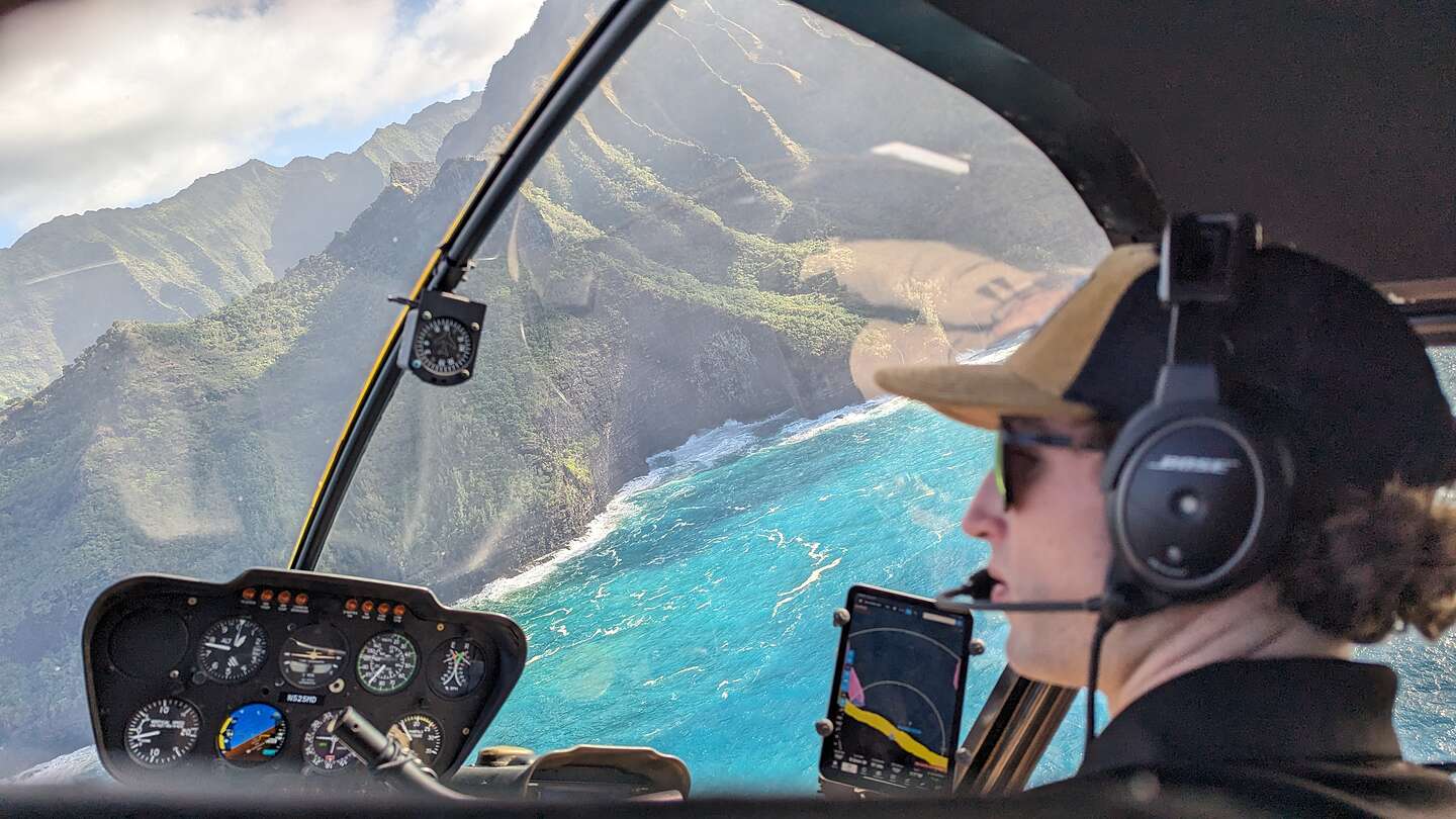Bank turn Napali Coast Bank turn Napali Coast