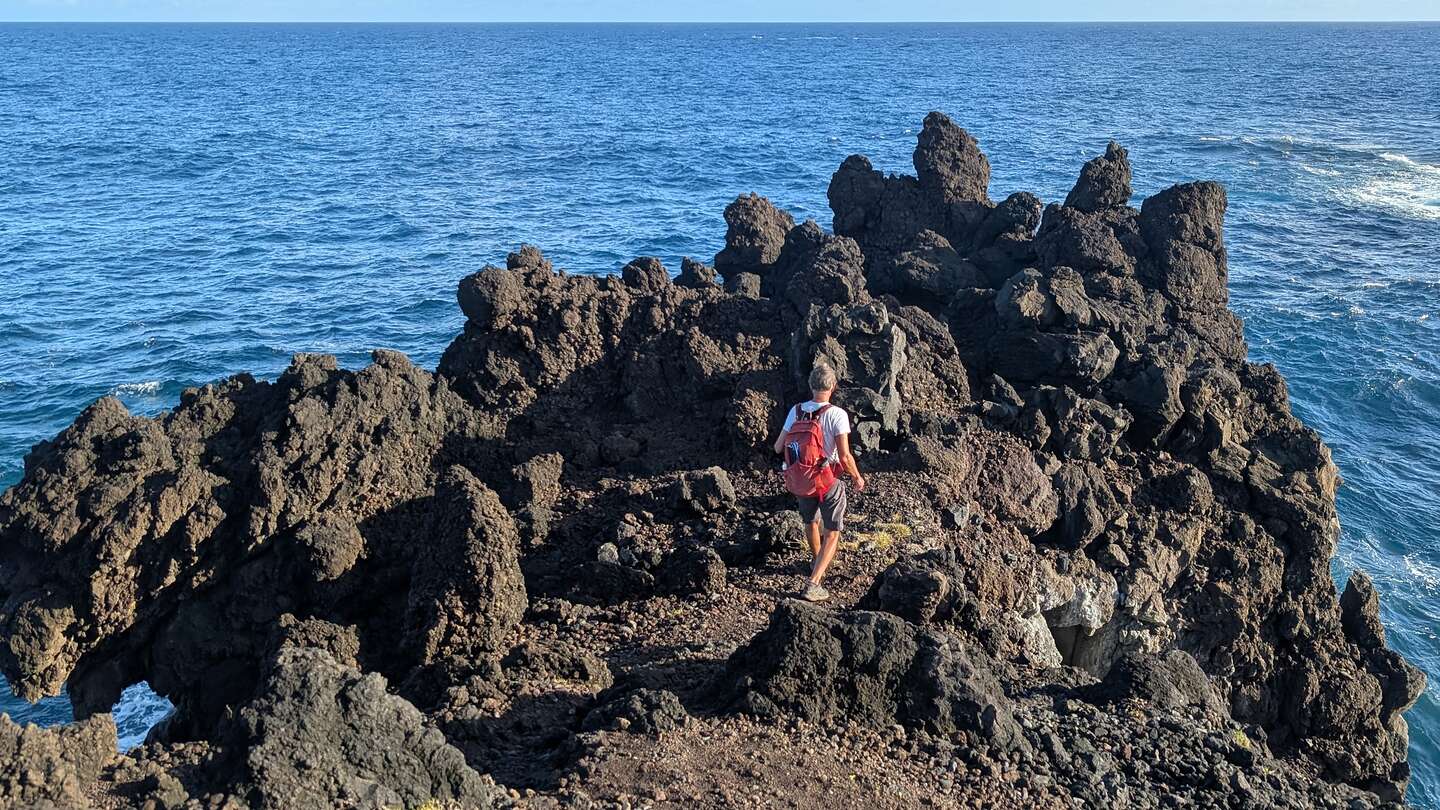 Waianapanapa Park - Kipapa O Kihapiilani Trail Waianapanapa Park - Kipapa O Kihapiilani Trail