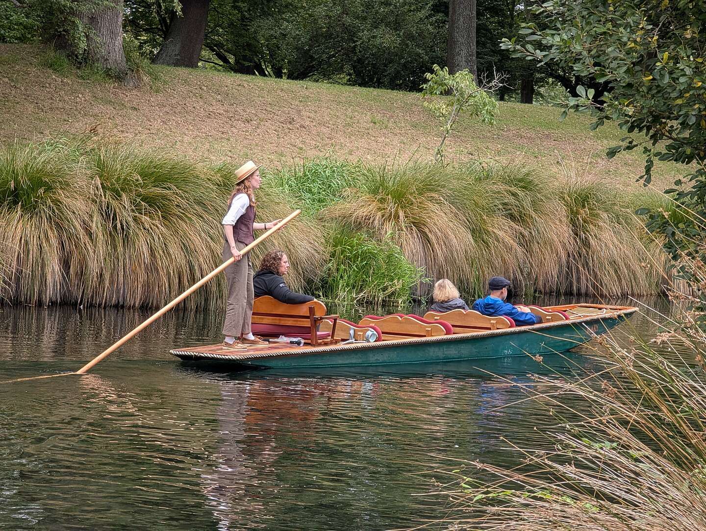 Punting on the Avon Punting on the Avon
