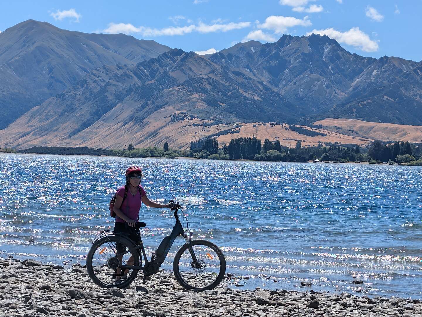 Along the Hawea to Wanaka ride Along the Hawea to Wanaka ride