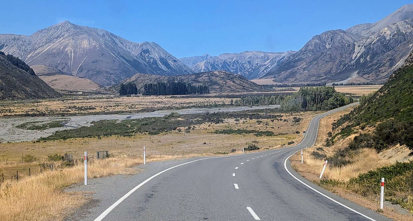 Along the Great Alpine Highway Along the Great Alpine Highway